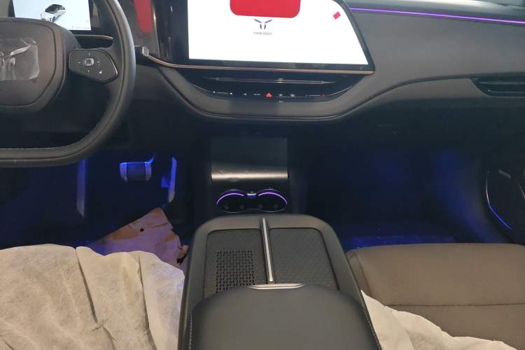 Used Hongqi EH7 2025 600 Smart Selection Edition
