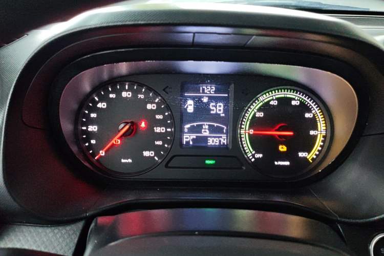 Used Roewe Clever 2022 311km QiQi BoBo Edition