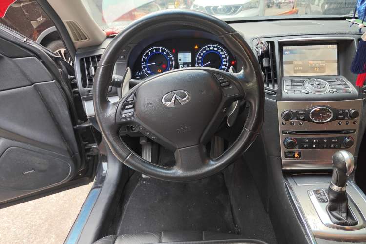 Used Infiniti G Series 2013 G25 Sedan Luxury Sport Edition Steering Wheel