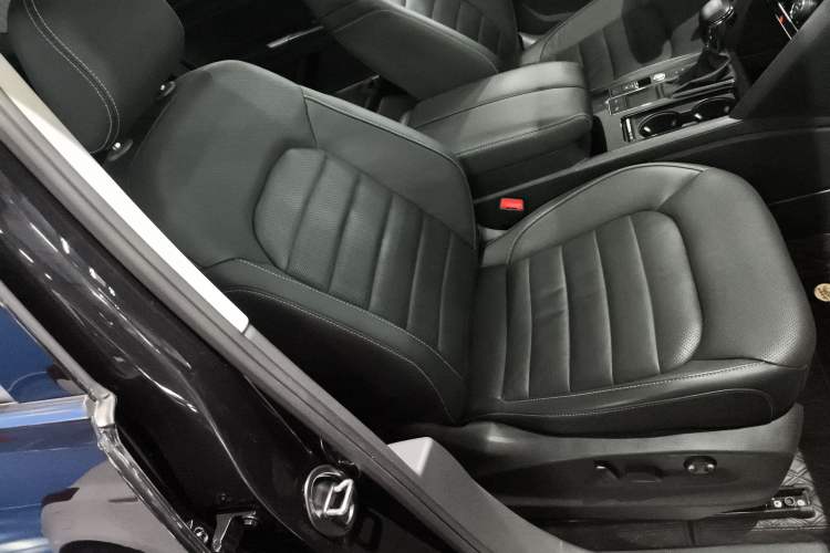 Used Volkswagen Teramont 2017 330TSI Two-Wheel-Drive Luxury Edition
