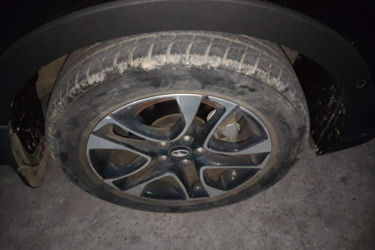 Used Soueast DX7 2015 1.5T Automatic Prestige Model Exterior 1