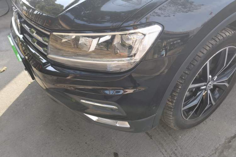 Used Volkswagen Tiguan L 2019 Revised 330TSI Automatic Two-Wheel Drive Smart & Luxury Edition China VI Standard
