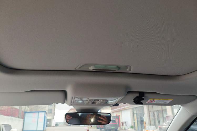 Used Volkswagen Lavida 2024 1.5L Automatic 5 Million Edition Headliner