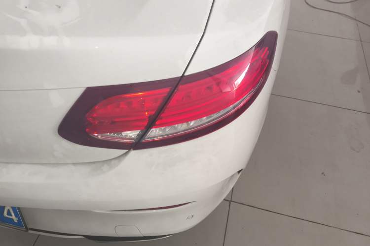 Used Mercedes-Benz C-Class (Import) 2017 C 200 4MATIC Coupe
