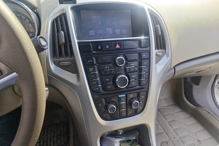 Used Buick GT 2013 GT 1.6L Manual Entry-Level Model