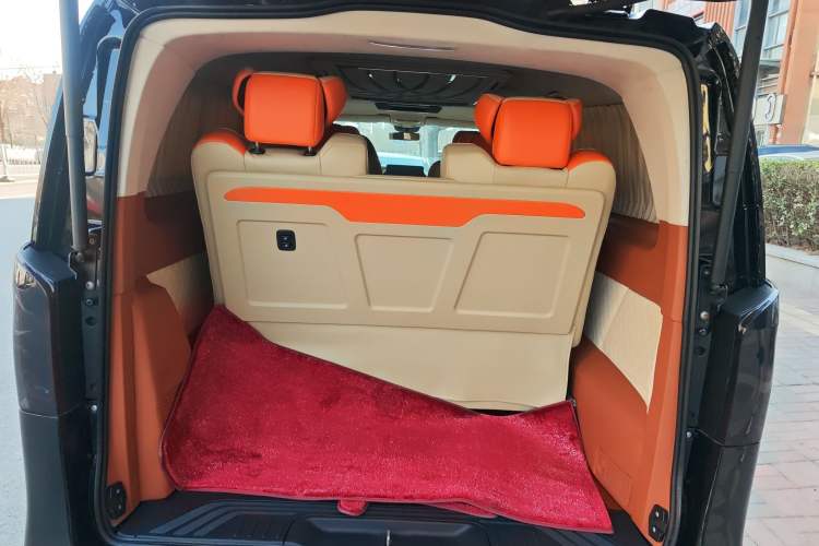 Used Mercedes-Benz Vito 2020 2.0T Elite Version 7 Seats
