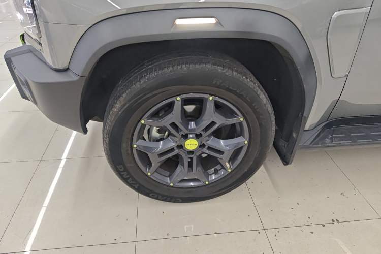 Used JETOUR Traveler 2023 2.0T All-Wheel-Drive CrossPRO