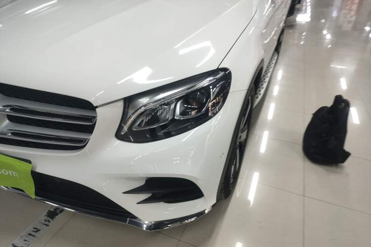 Used Mercedes-Benz GLC 2018 GLC 260 4MATIC Luxury Model
