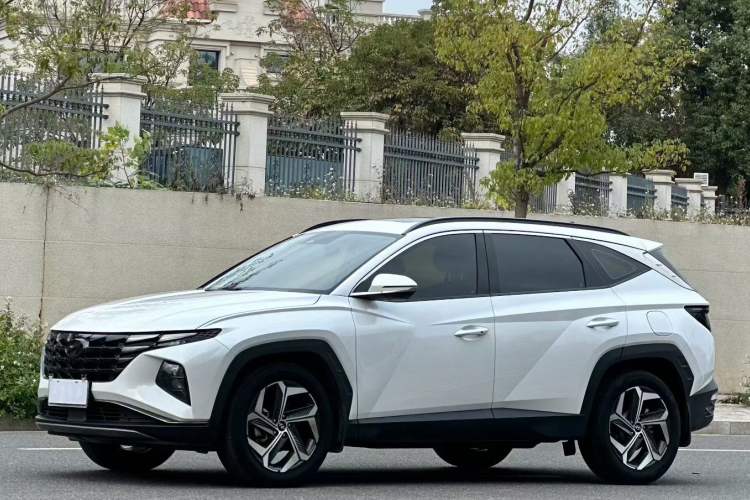 Used Hyundai Tucson 2023 Tucson L 1.5T Automatic Two-Wheel Drive DLX Luxury Edition