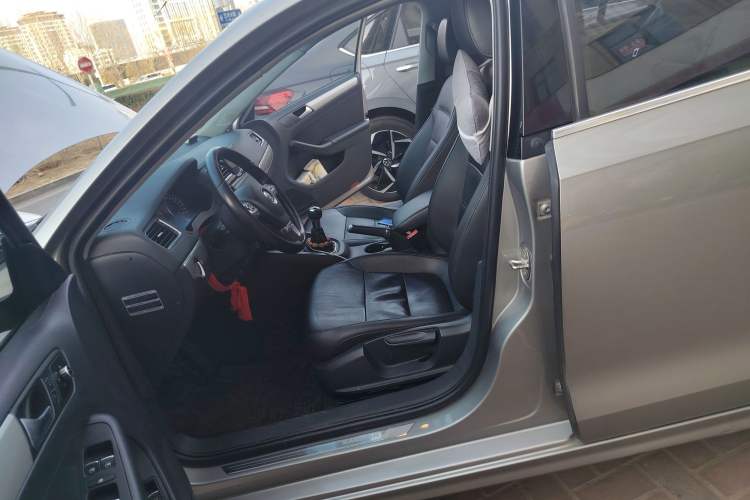 Used Volkswagen Sagitar 2014 Revised Version 1.4TSI Manual Luxury Edition