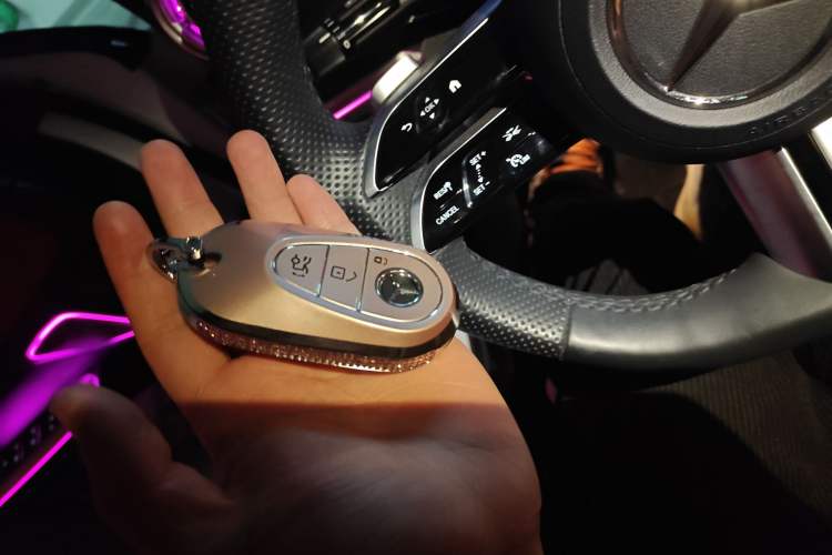 Used Mercedes-Benz C-Class 2023 Second Facelift C 260 L Starry Night Sports Edition