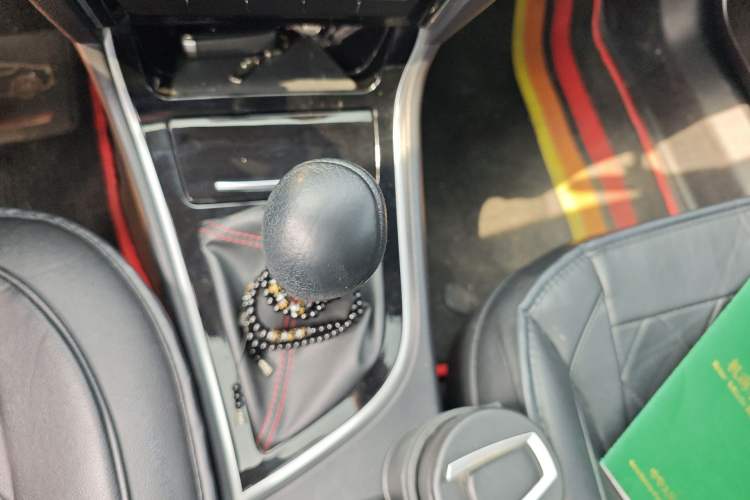 Used Great Wall C50 2014 Upgraded Model 1.5T Manual Elite Version Gear Lever