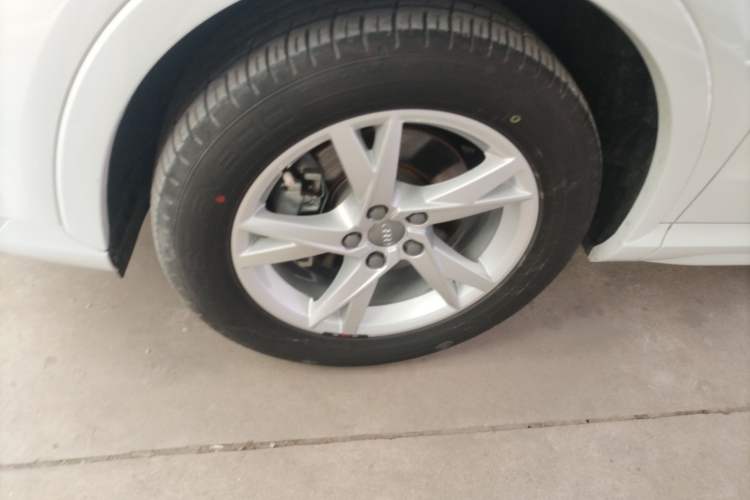 Used Audi Q3 2017 30 TFSI Fashion Model
