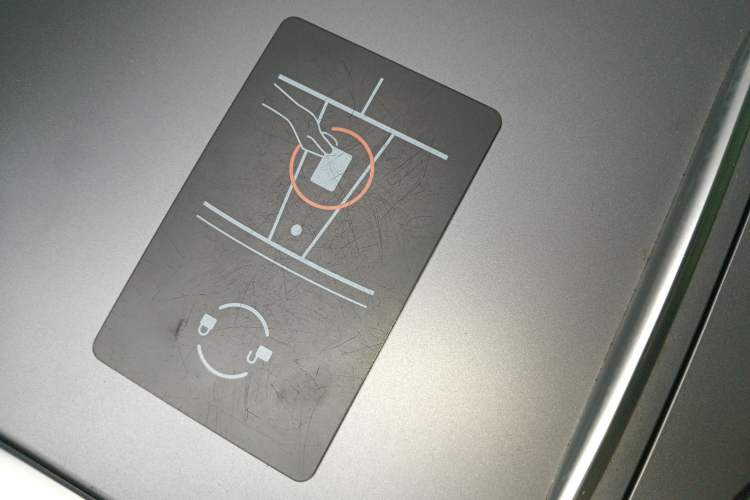 Used Tesla Model Y 2023 Rear-Wheel-Drive Version Vehicle Key