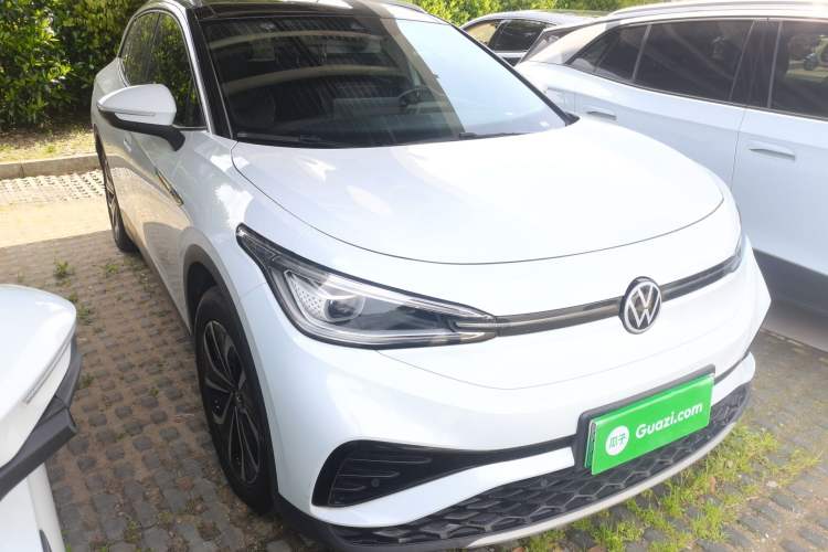 Used Volkswagen ID.4 X 2023 Pure Smart Edition Front Right 45 Deg