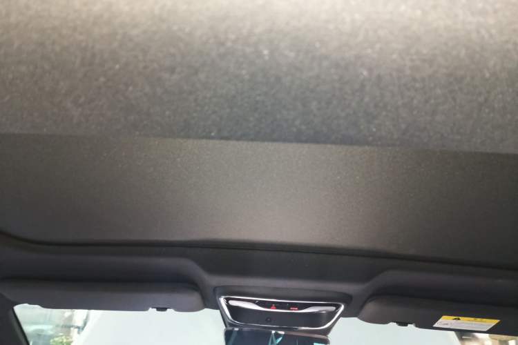 Used Mazda EZ-6 2024 Range-Extended 200 Luxury Edition Headliner