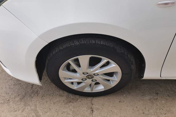 Used Toyota YARiS L Zhi Xuan 2016 Revised Version 1.5G CVT with Dynamic Sunroof