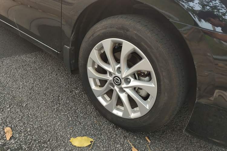 Used Nissan Sylphy 2021 Classic 1.6XE CVT Comfort Edition Right Front Wheel Hub