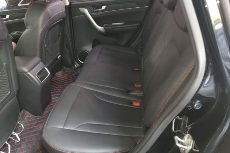 Used Haval H6 2017 Red-Label Sport Edition 1.5T Automatic Two-Wheel Drive Luxury Model
