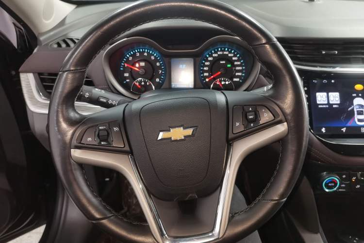 Used Chevrolet Malibu 2018 530T Automatic Fashion Edition Steering Wheel