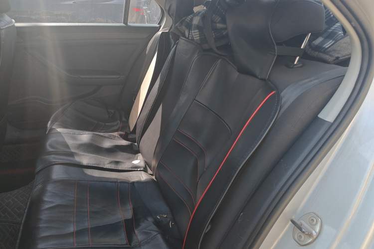 Used Volkswagen Jetta 2013 1.6L Manual Fashion Edition Left Rear Seat