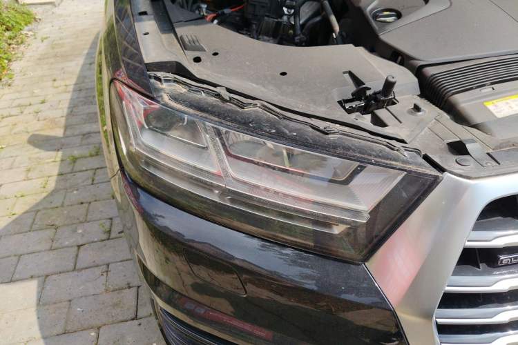 Used Audi Q7 2018 40 TFSI S line Sport Edition Right Front Headlight