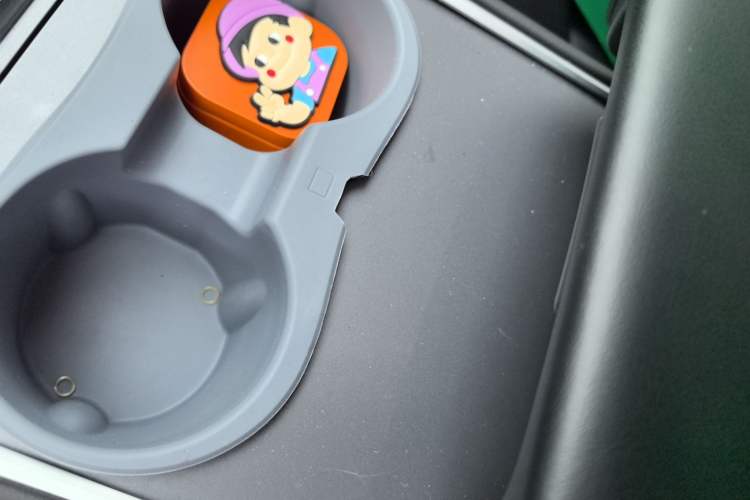 Used Tesla Model Y 2024 Rear-Wheel-Drive Version
