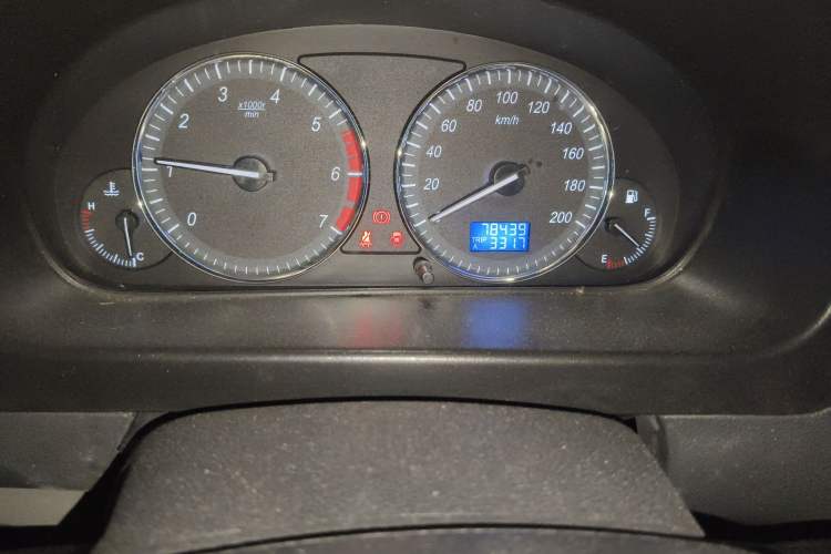 Used BAIC Weiwang M20 2014 1.5L Basic Version DAM15DL Odometer Close Up