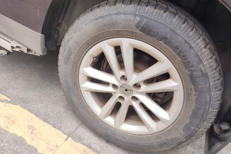 Used Zotye T600 2014 1.5T Manual Luxury Model
