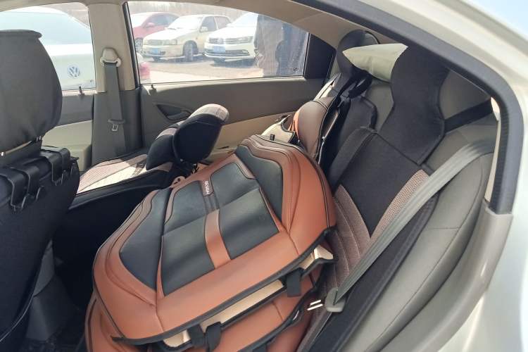 Used Chevrolet Sail 2010 Sedan 1.4L Manual Ideal Edition