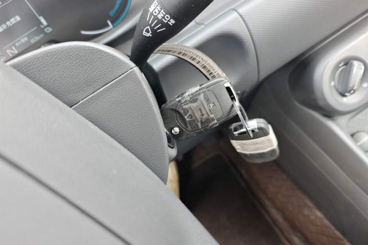 Used Wuling Hongguang New Energy 2025 Extended-Range Hybrid 50KM Comfort Version