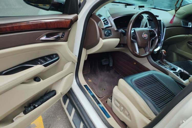 Used Cadillac SRX 2014 3.0L Leading Model