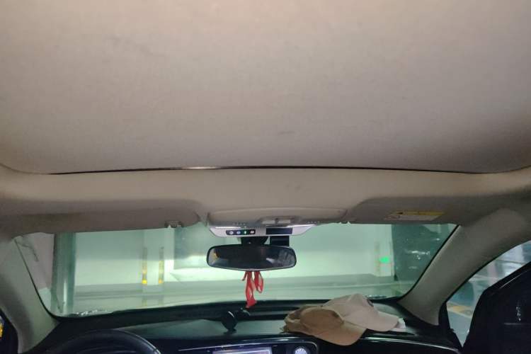 Used Buick Envision 2018 28T Four-Wheel Drive Elite Version Headliner