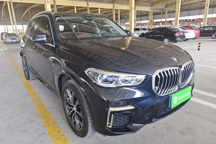 Used BMW X5 2022 Restyled xDrive 30Li Luxury Version M Sport Package
