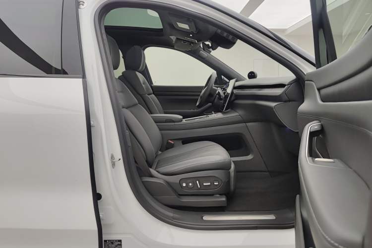 Used Nio ES8 2024 100kWh Signature Edition