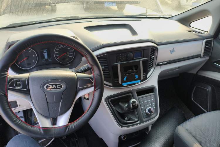 Used JAC Refine M4 2020 2.0 CTI Diesel Manual Jingrui Model China VI Standard
