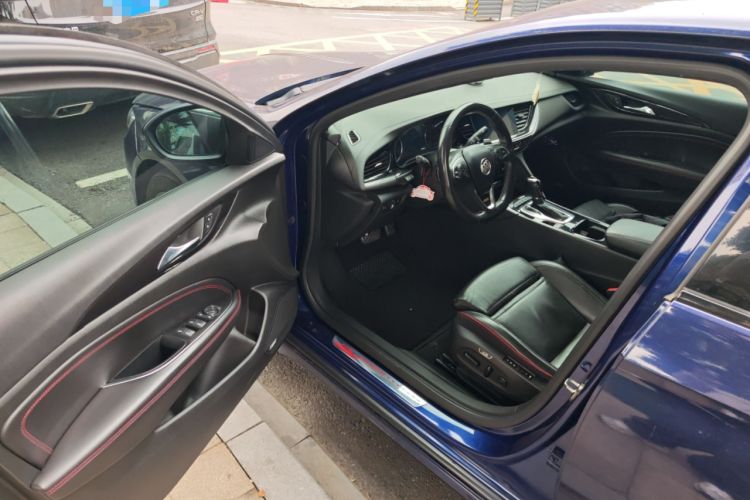 Used Buick Regal 2017 GS 28T Prestige Model