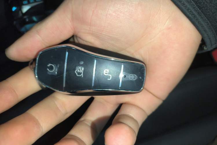 Used BYD Song Pro New Energy 2025 Second-Generation Intelligent Driving Version DM-i 115KM Excellence Edition Interior 1