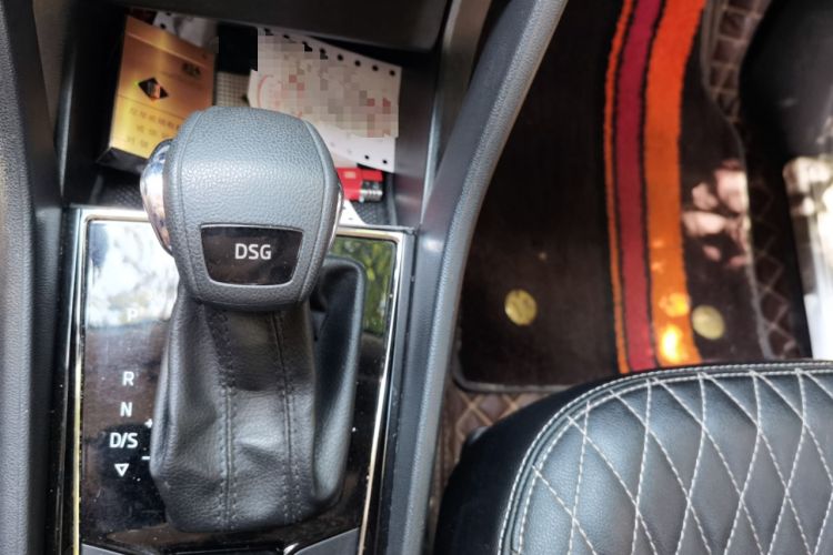 Used Skoda Kodiaq 2017 TSI330 5-Seat Two-Wheel Drive Standard Edition Gear Lever