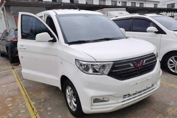 Used Wuling Hongguang V 2022 1.5L Enjoy Edition Electric-Powered LAR
