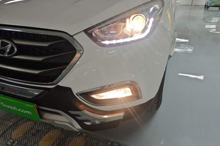 Used Hyundai ix35 2015 2.0L Manual Two-Wheel Drive Comfort Version China IV Standard