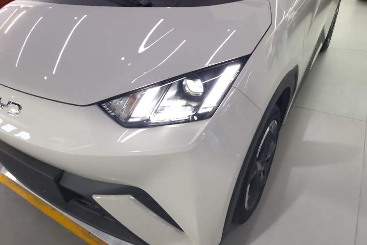 Used BYD Seagull 2024 Honor Edition 405km Flying Version
