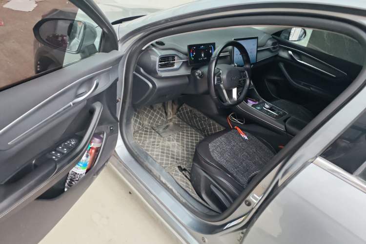 Used BYD Destroyer 05 2024 HONOR Edition DM-i 55KM Luxury Model Driver Seat