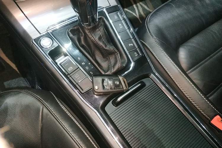 Used Volkswagen Passat 2017 330TSI DSG Luxury Edition
