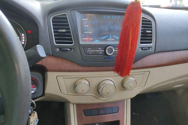 Used Roewe 350 2014 1.5L Automatic Xunyue Version
