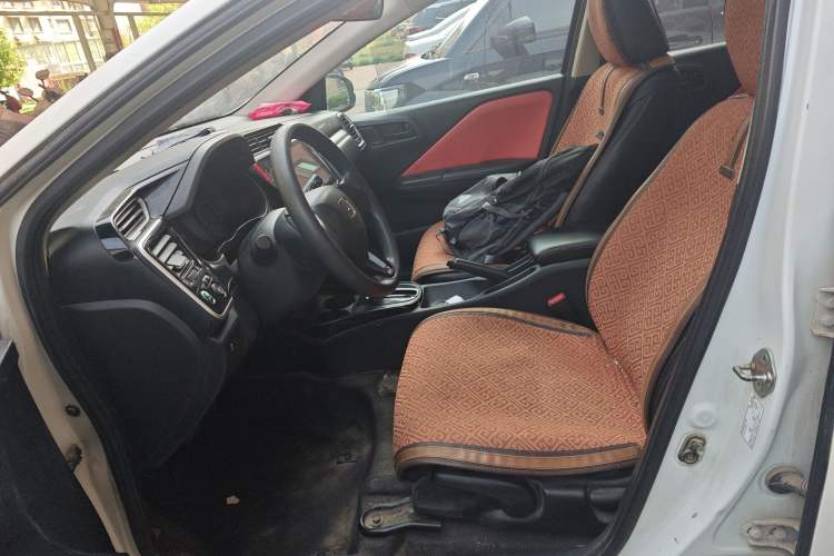 Used Honda Gienia 2017 1.5L CVT Comfort Version Left Front Seat