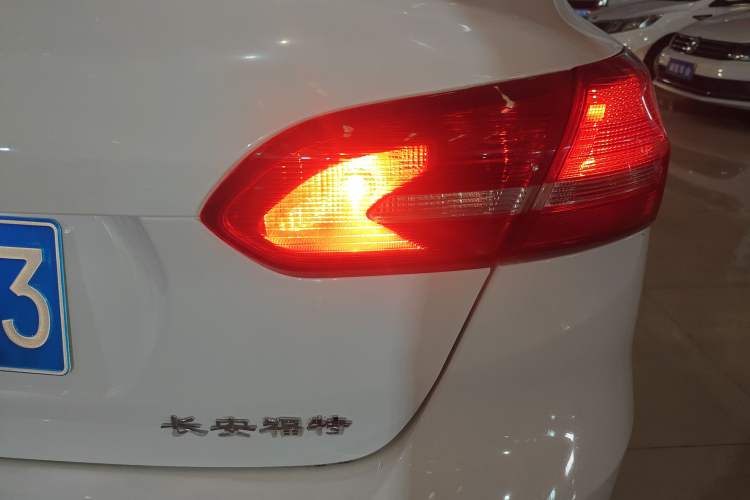 Used Ford Focus 2017 Sedan 1.6L Automatic Fashion Edition Smart Drive Version Right Rear Taillight