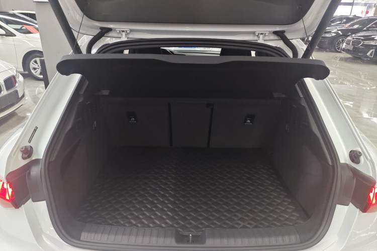 Used Audi A3 2024 Sportback 35 TFSI Fashionable Sports Model
