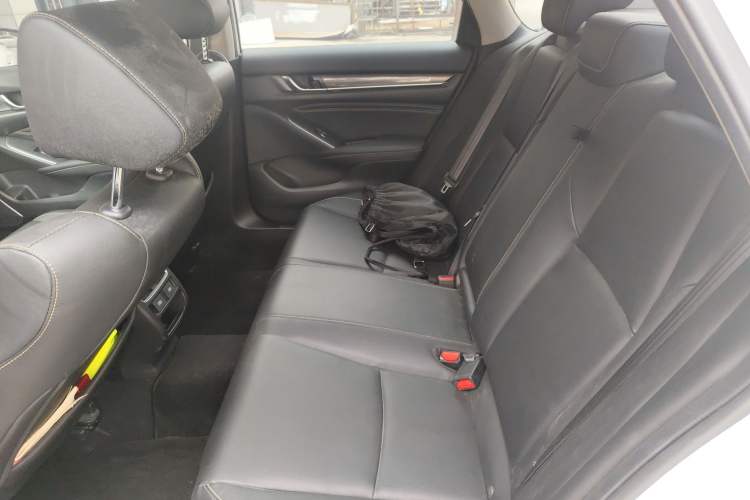 Used Honda Accord 2022 260TURBO Phantom Night · Prestige Edition Left Rear Seat