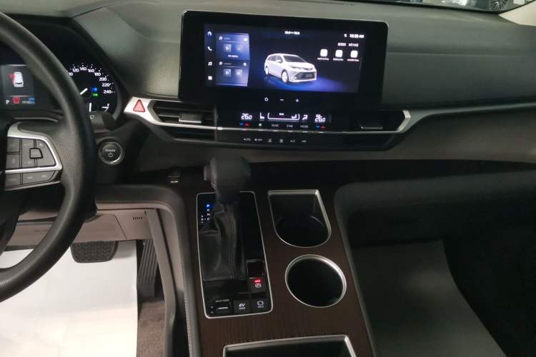 Used Toyota SIENNA 2024 2.5L Hybrid Comfort Edition